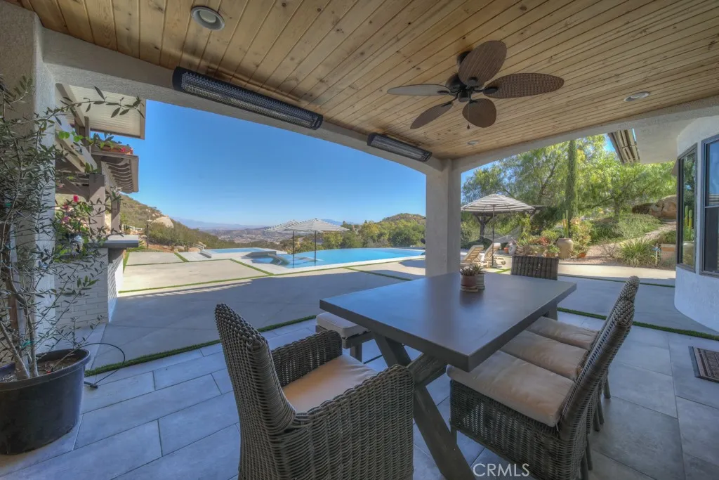 37775 Via Baya, Murrieta, California 92562 home-pic-57