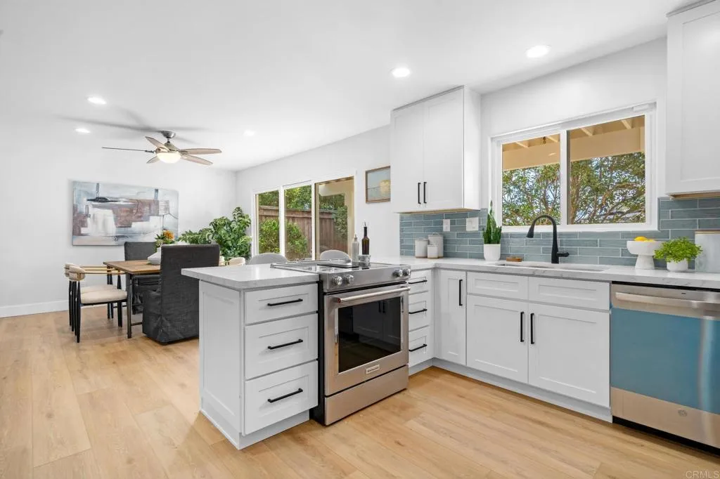 5335 Los Robles Drive, Carlsbad, California 92008 home-pic-45