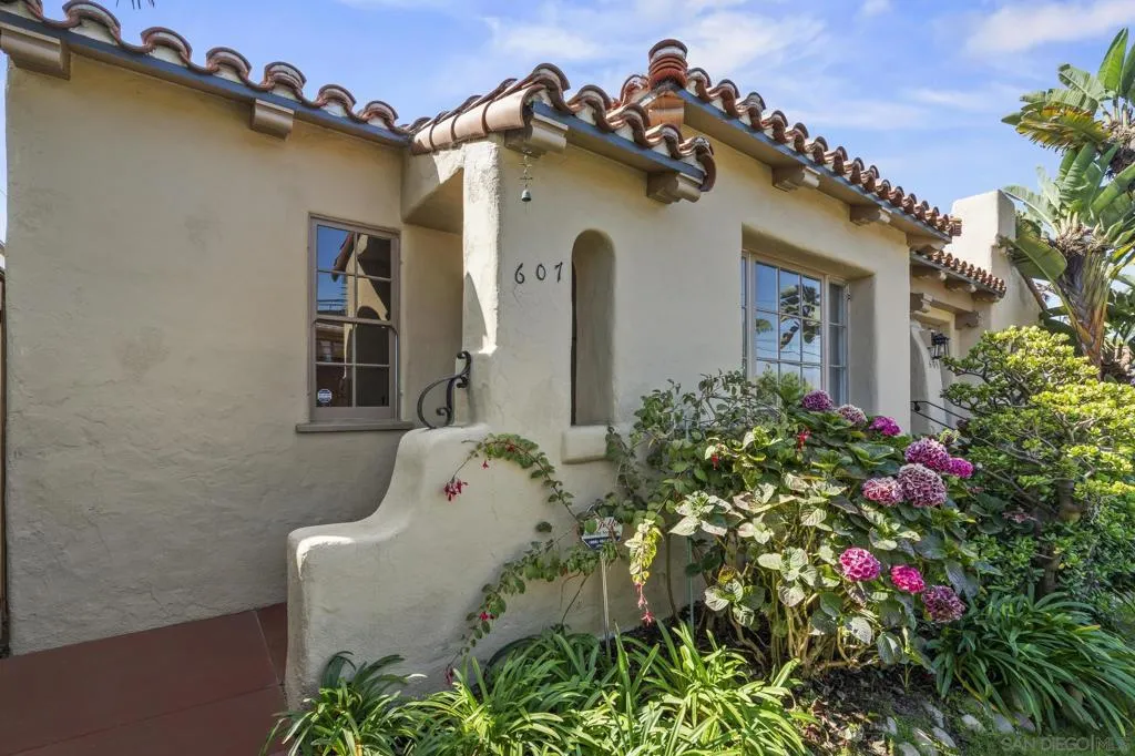 607 Arenas, La Jolla, California 92037 home-pic-39