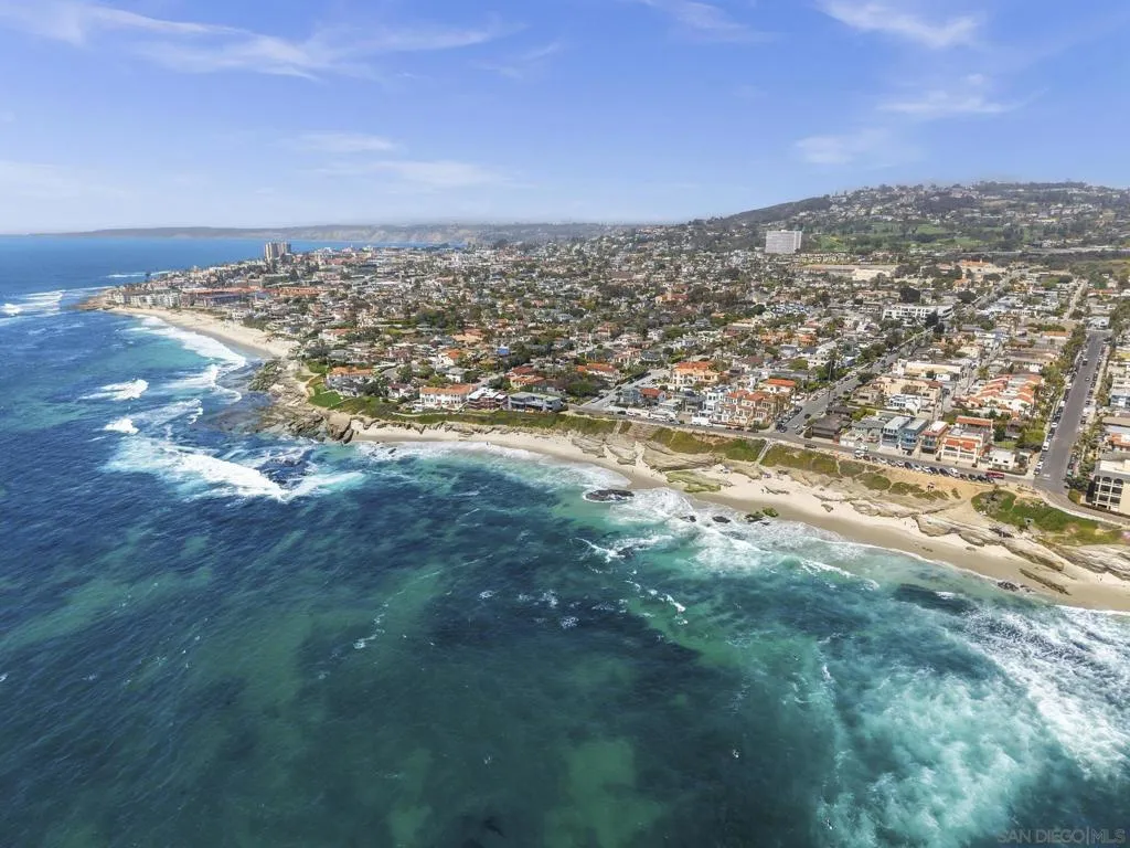 607 Arenas, La Jolla, California 92037 home-pic-31