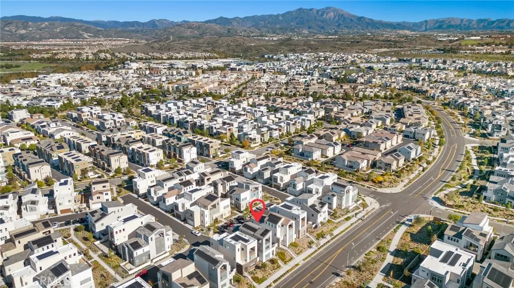 408 Treble, Irvine, California 92618 home-pic-3