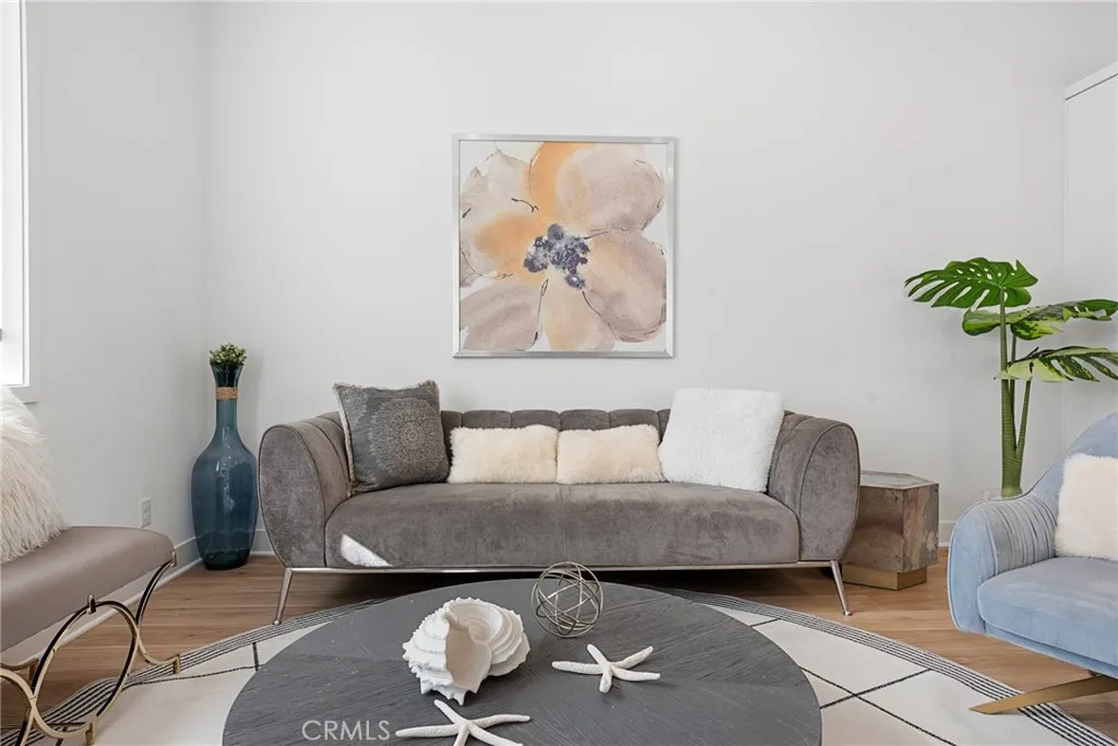 408 Treble, Irvine, California 92618 home-pic-35