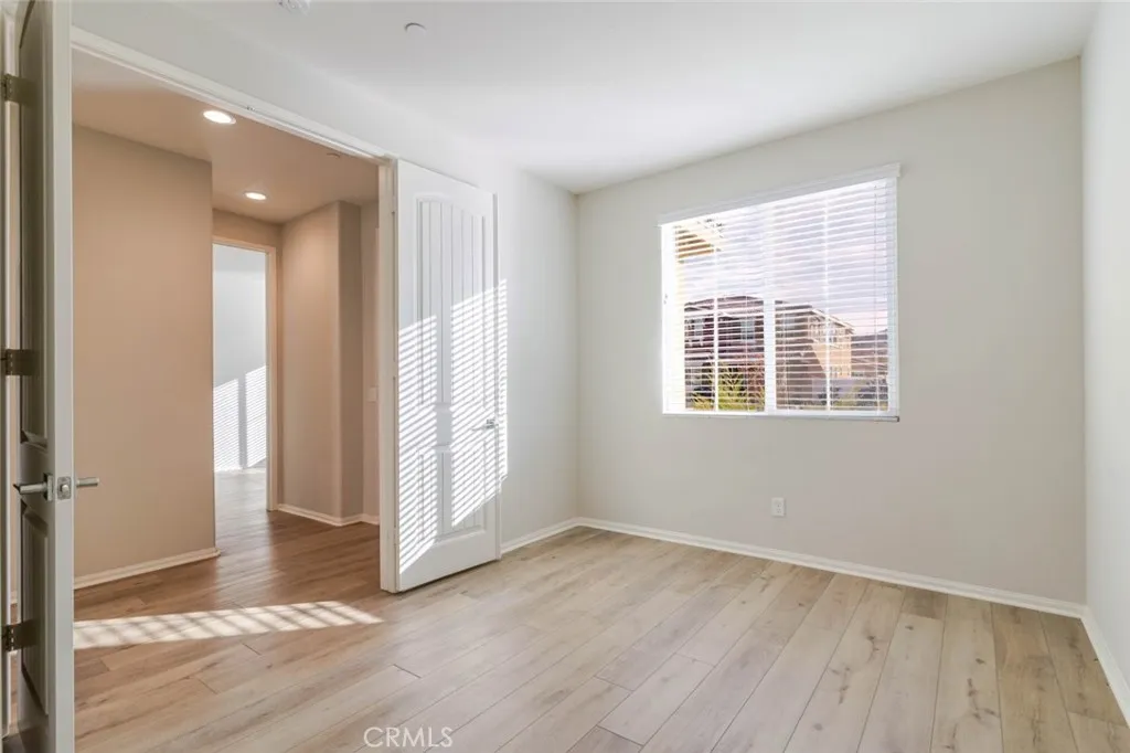 2107 Helconia Court, Palmdale, California 93551 home-pic-8