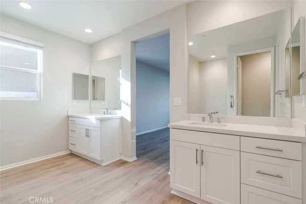 2107 Helconia Court, Palmdale, California 93551 home-pic-28