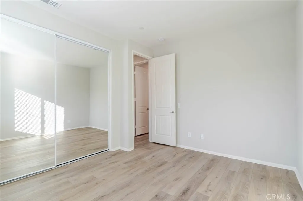 2107 Helconia Court, Palmdale, California 93551 home-pic-10