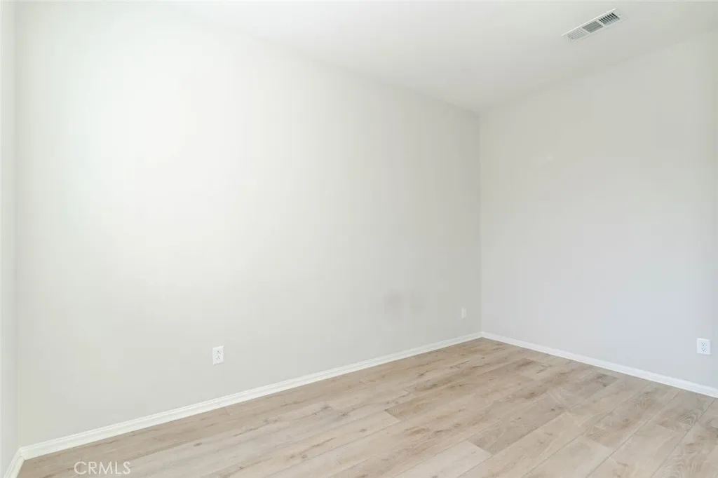 2107 Helconia Court, Palmdale, California 93551 home-pic-12