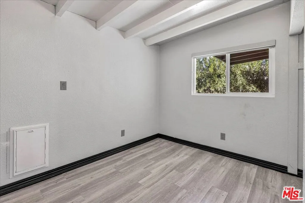 13423 Ramona Drive, Desert Hot Springs, California 92240 home-pic-15