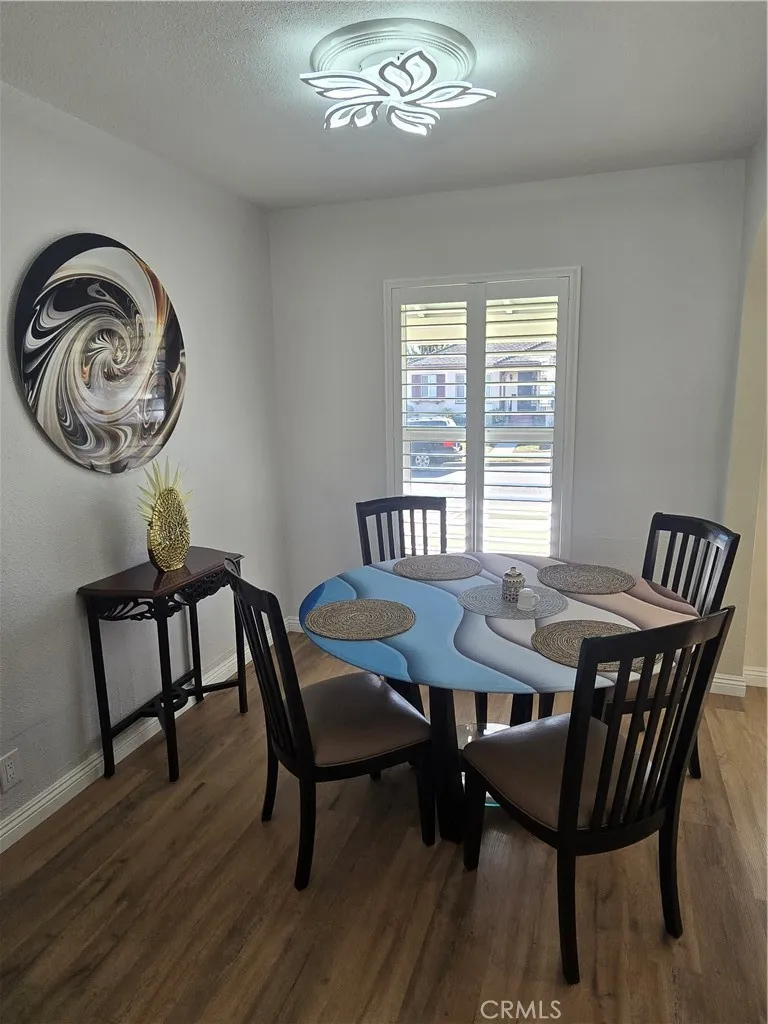 151 121 St Place, Los Angeles, California 90061 home-pic-10