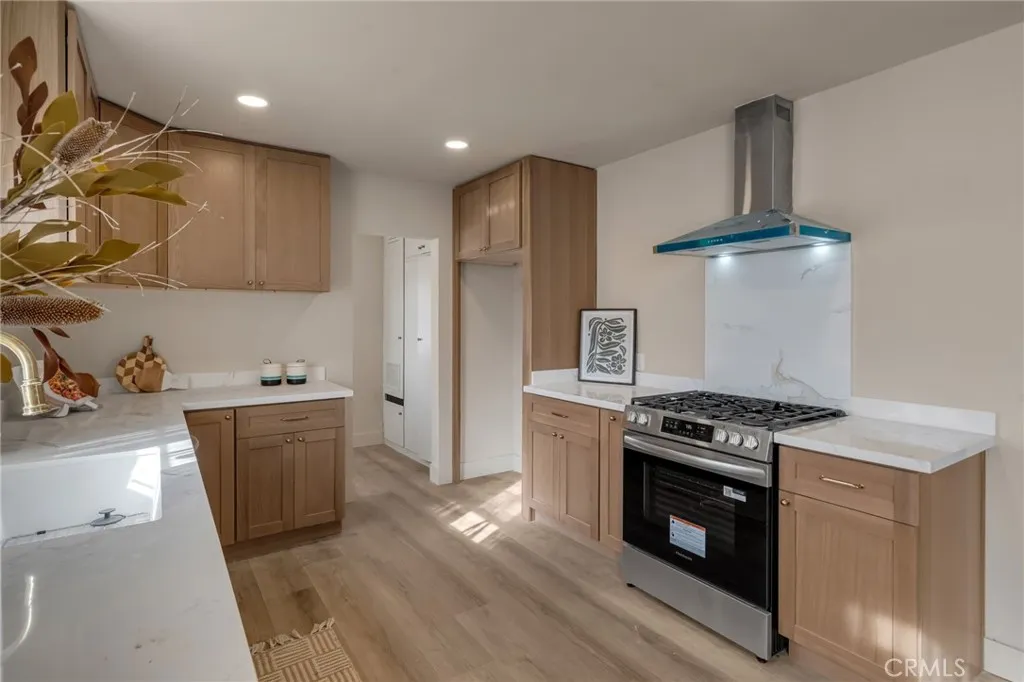 1317 N Columbia, Ontario, California 91764 home-pic-17