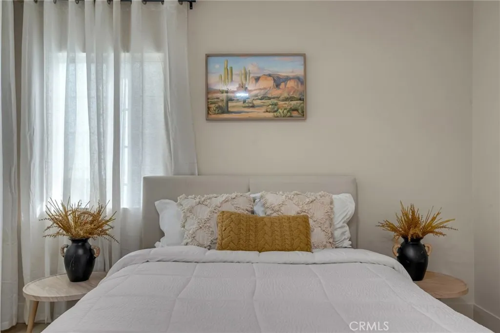 1317 N Columbia, Ontario, California 91764 home-pic-22