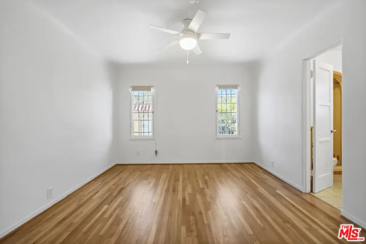 1143 S Rimpau Boulevard, Los Angeles, California 90019