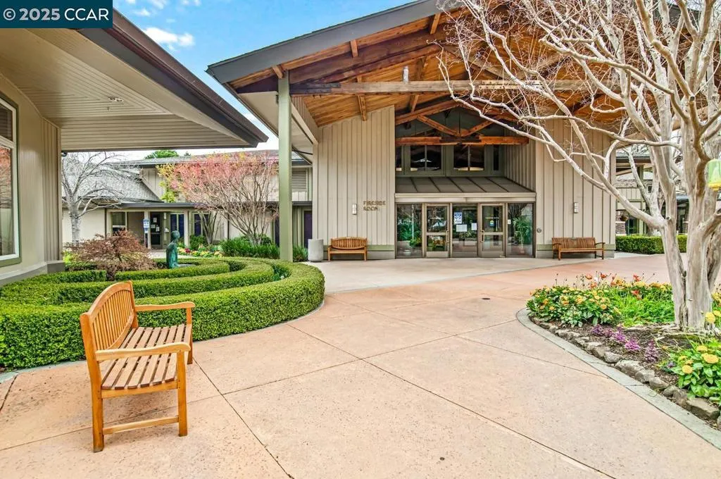 1400 Ptarmigan Dr 2, Walnut Creek, California 94595 home-pic-42