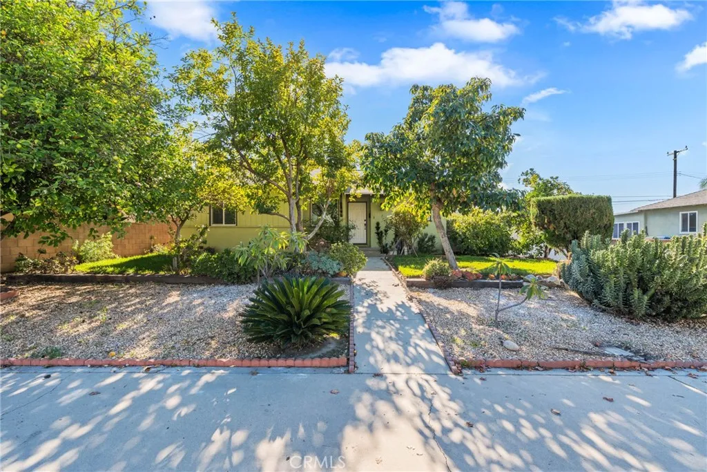 324 Albert, Pomona, California 91767 home-pic-1