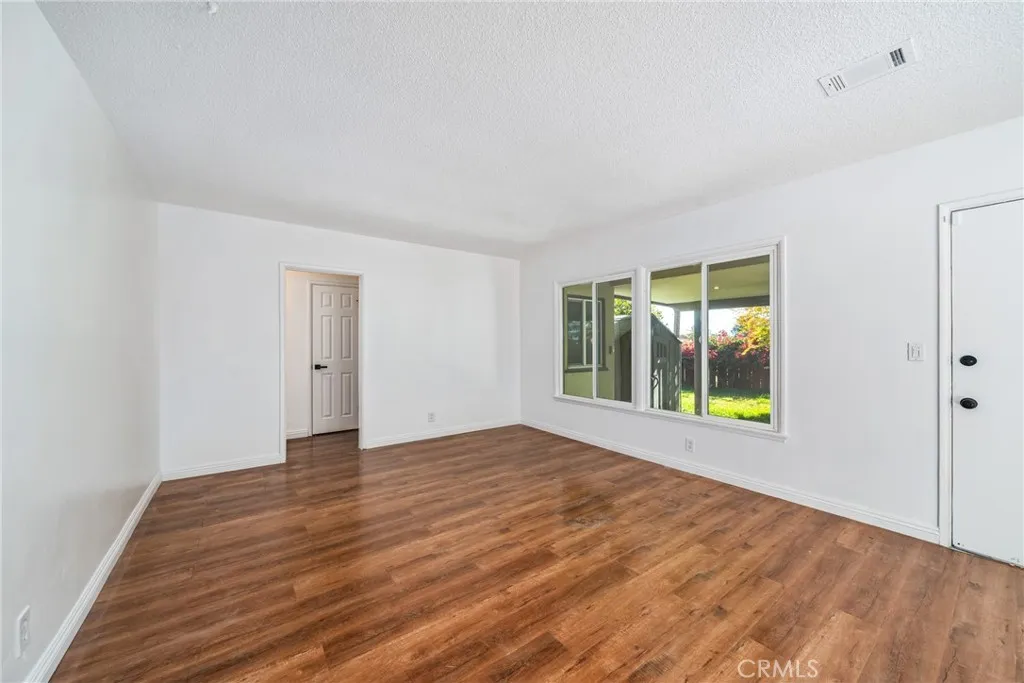 324 Albert, Pomona, California 91767 home-pic-6