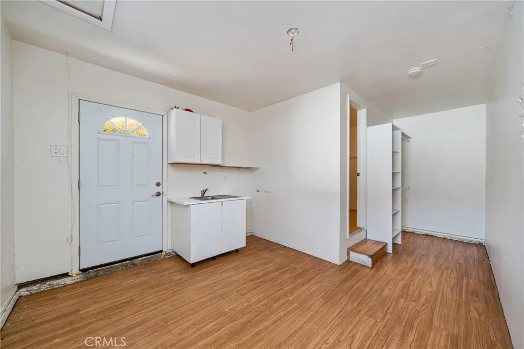 324 Albert, Pomona, California 91767 home-pic-28