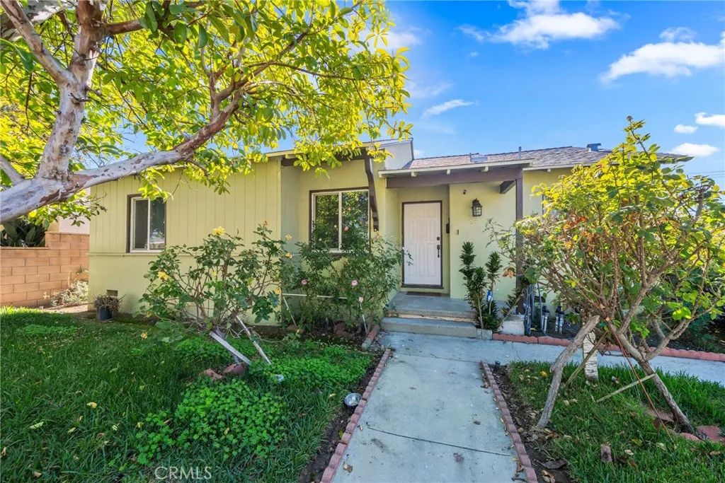 324 Albert, Pomona, California 91767 home-pic-2