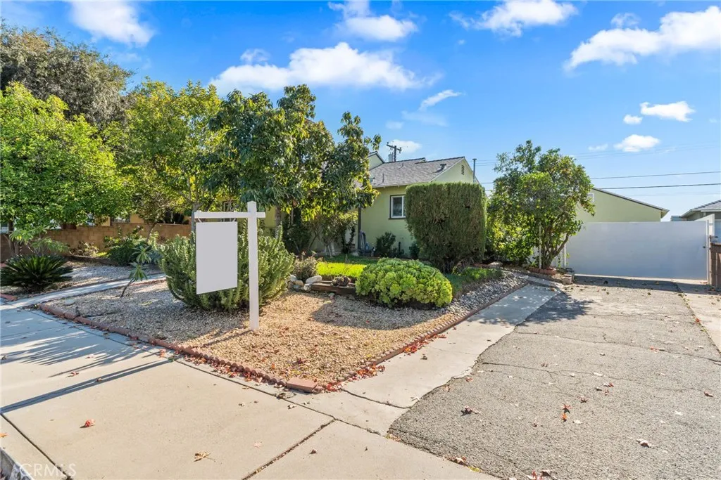 324 Albert, Pomona, California 91767 home-pic-0