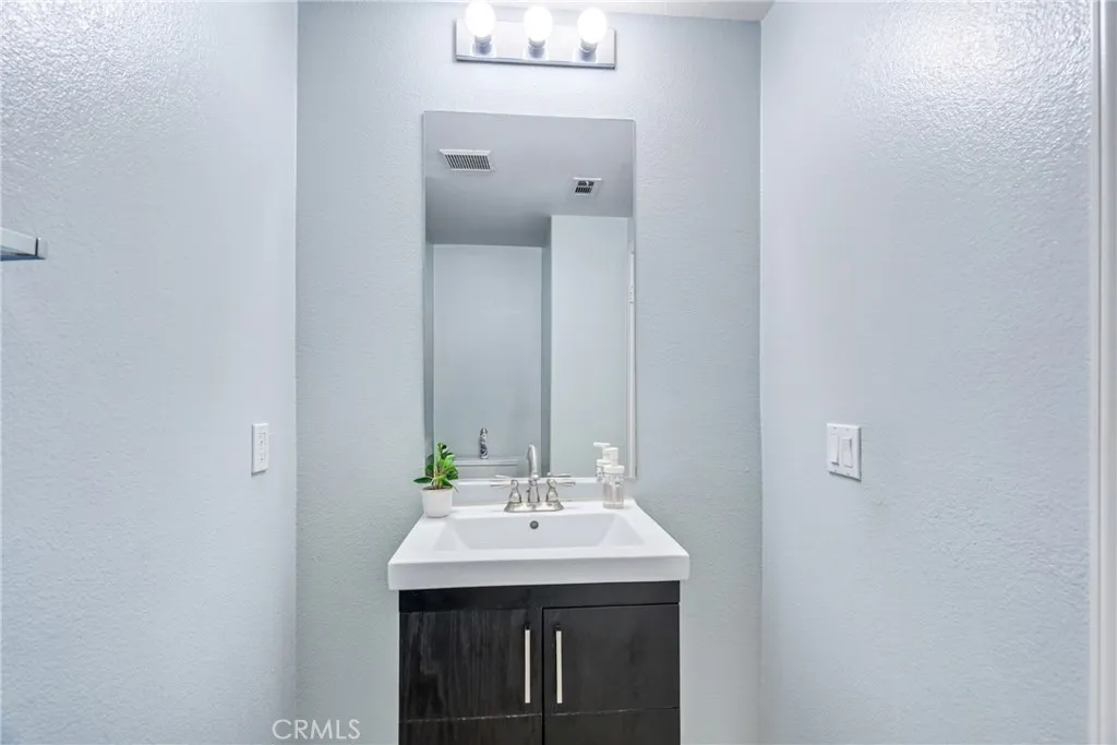 786 Anchor, San Diego, California 92154 home-pic-13