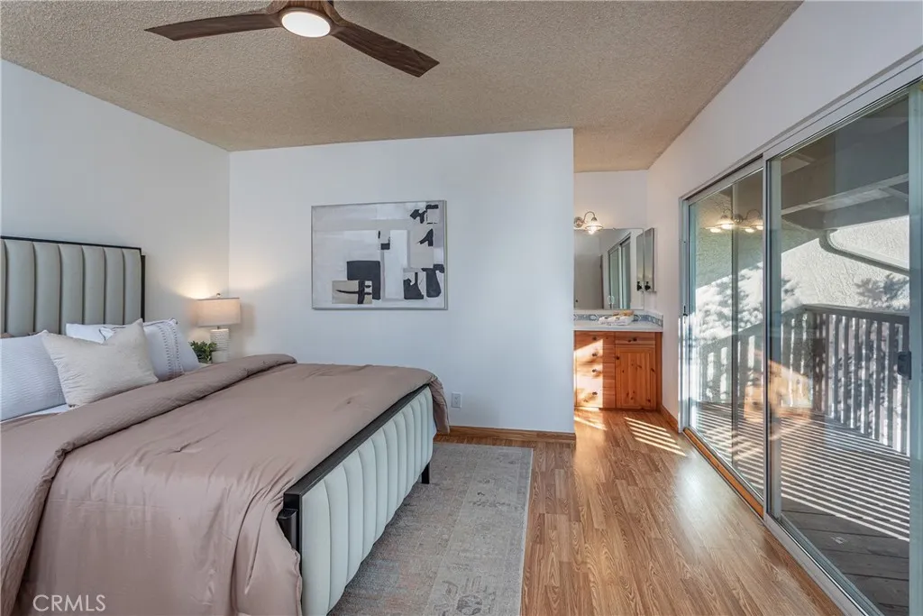 7727 Via Capri, Burbank, California 91504 home-pic-14