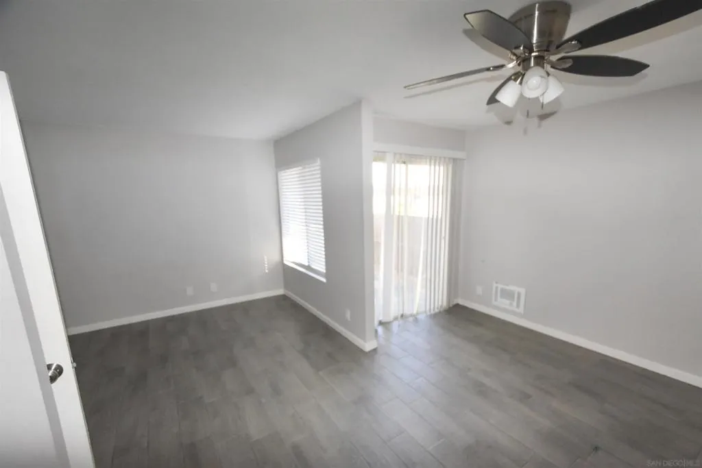 1385 Caminito Gabaldon A, San Diego, California 92108 home-pic-9