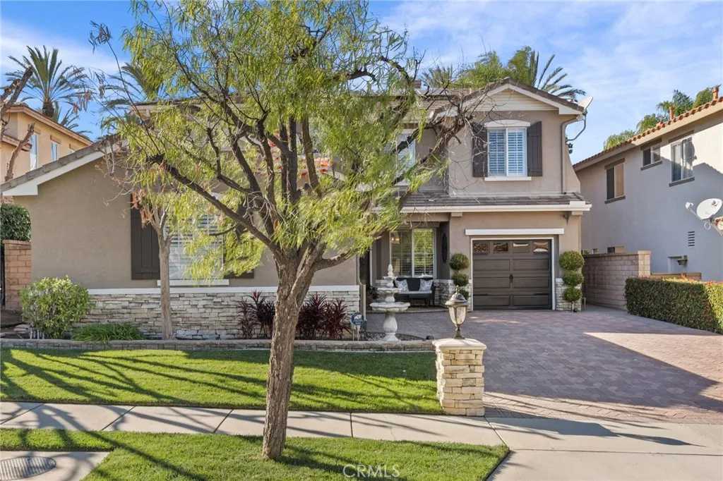 4530 Garden City Lane, Corona, California 92883 home-pic-3