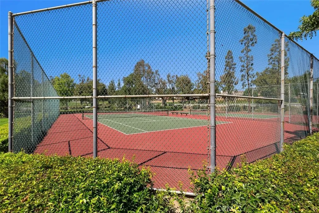 21107 Via Arnaz, Yorba Linda, California 92887 home-pic-18