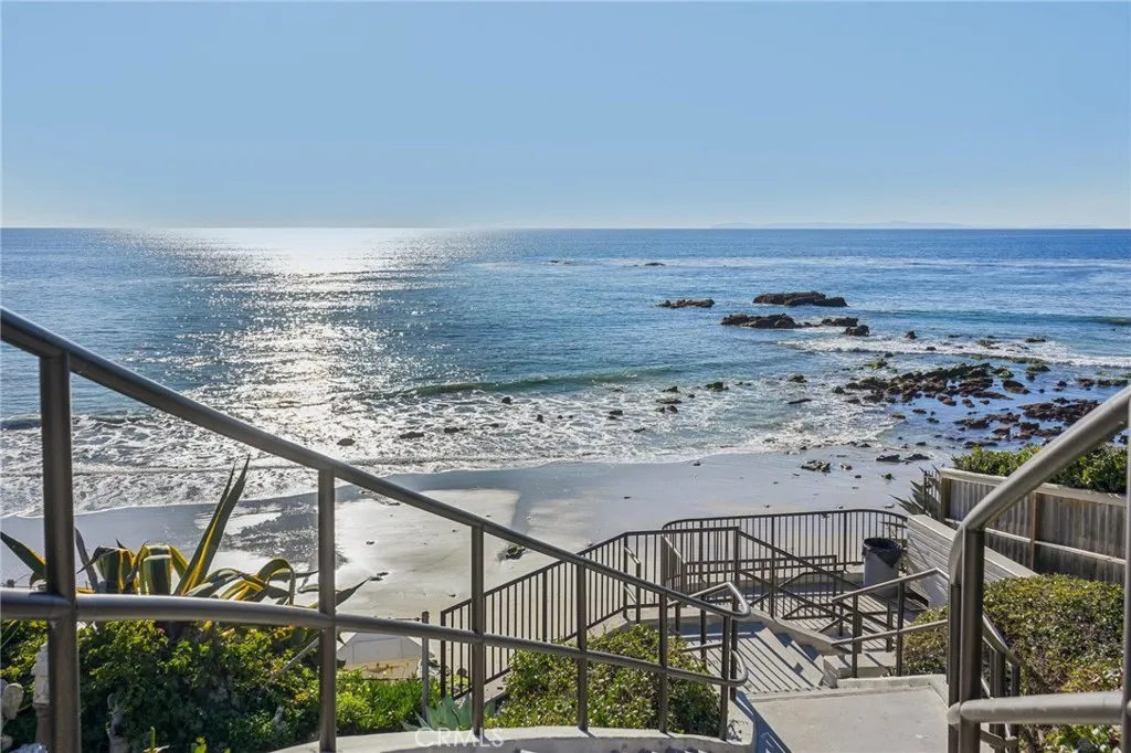 240 Moss, Laguna Beach, California 92651 home-pic-5