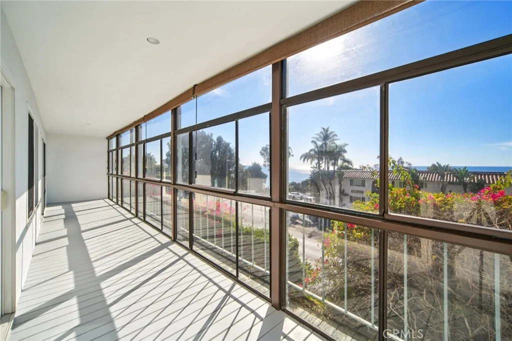 240 Moss, Laguna Beach, California 92651 home-pic-20