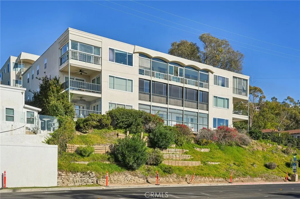 240 Moss, Laguna Beach, California 92651 home-pic-43