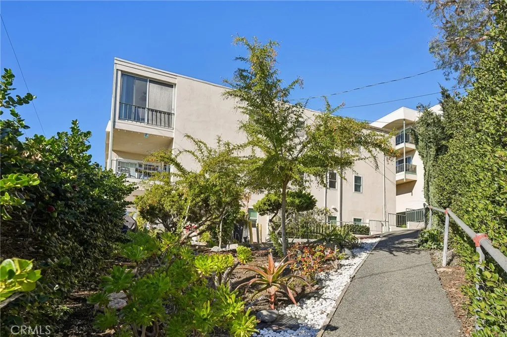 240 Moss, Laguna Beach, California 92651 home-pic-60