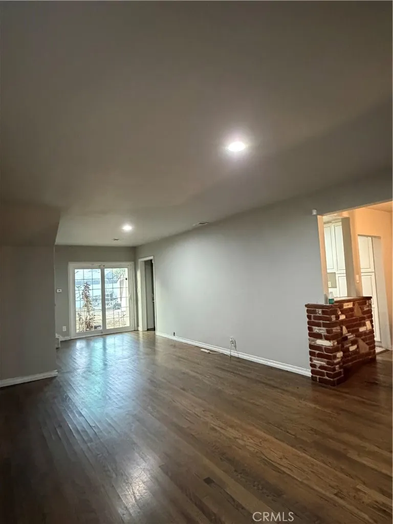 9011 Painter Ave, Whittier, California 90602 home-pic-2