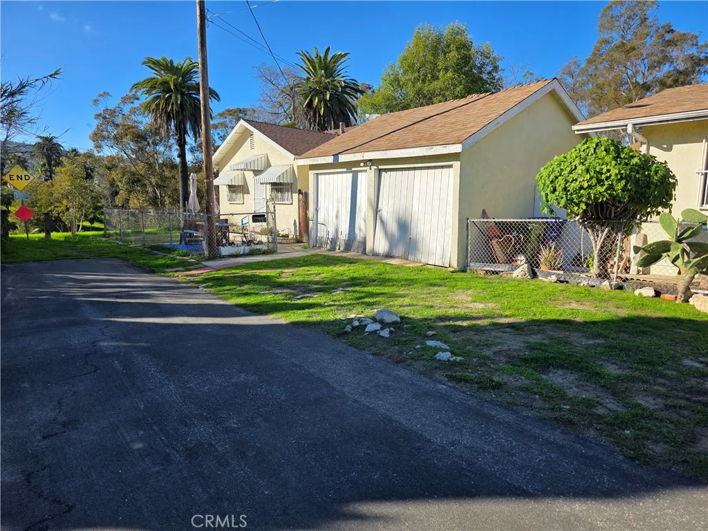 714 W Crestwood, San Pedro, California 90731 home-pic-1