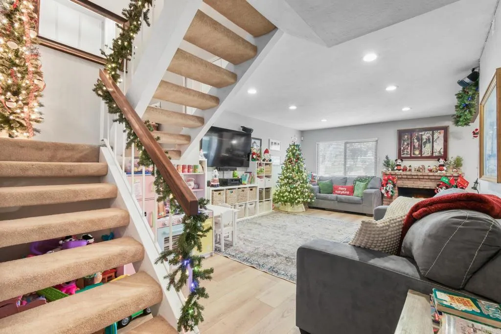 3015 Plaza Leonardo, Bonita, California 91902 home-pic-15