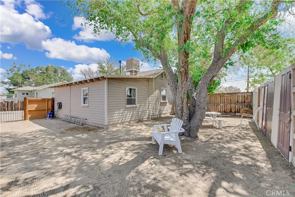 43517 7th E, Lancaster, California 93535 home-pic-43