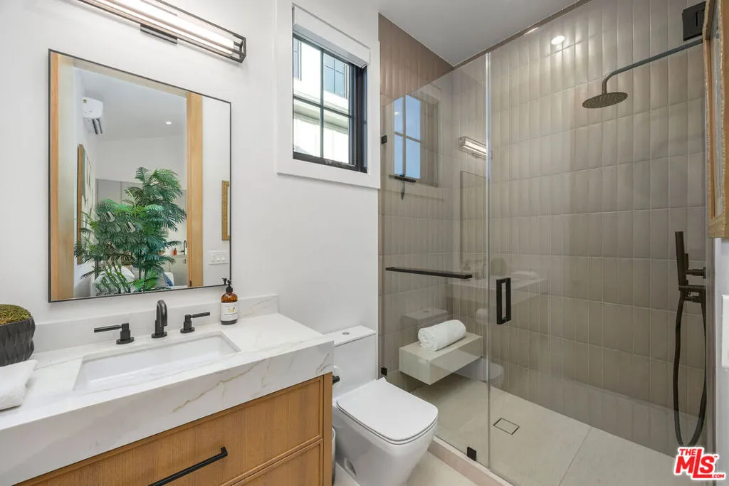 5003 Mammoth Avenue, Sherman Oaks, California 91423 home-pic-45