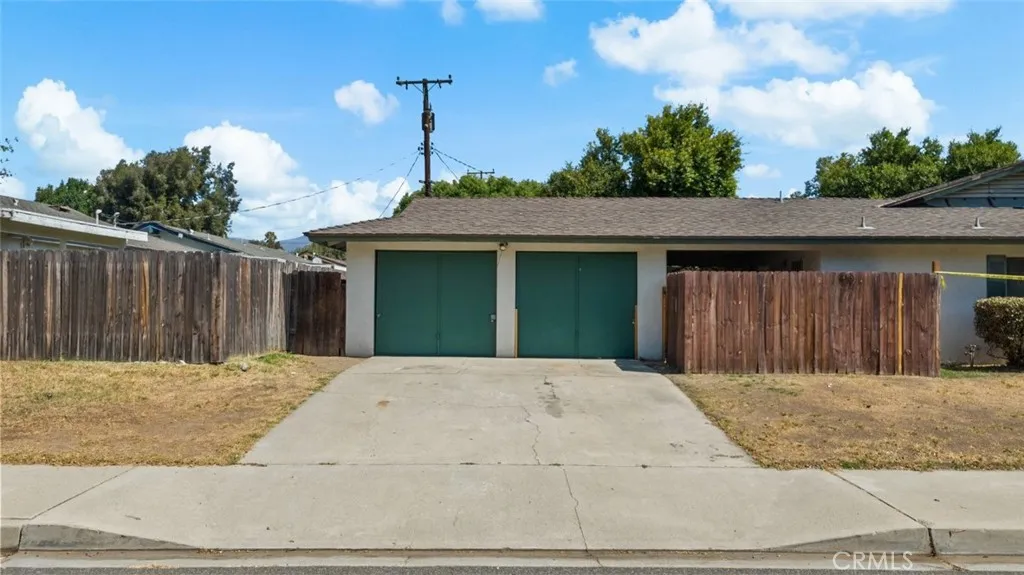 1925 Royalty Drive, Pomona, California 91767 home-pic-22