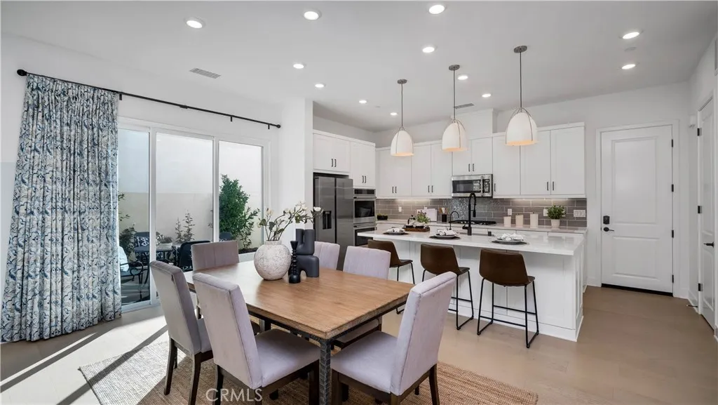 138 Yugen, Irvine, California 92618 home-pic-6