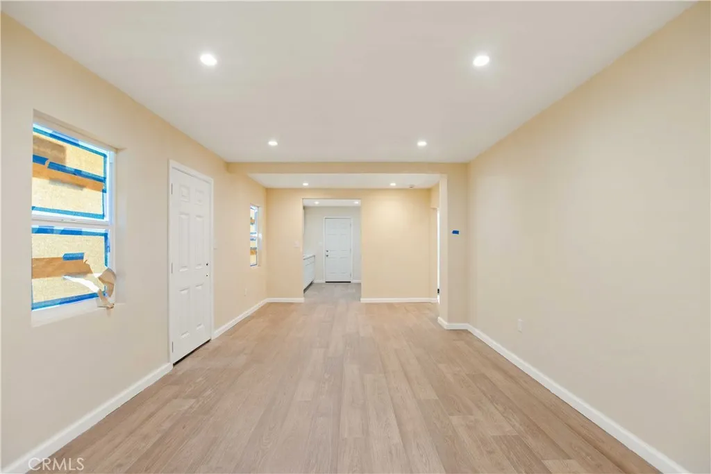2117 N Keene, Los Angeles, California 90059 home-pic-11