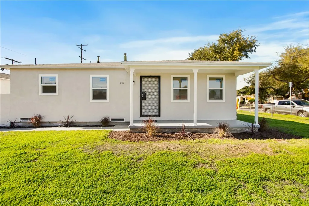2117 N Keene, Los Angeles, California 90059 home-pic-6