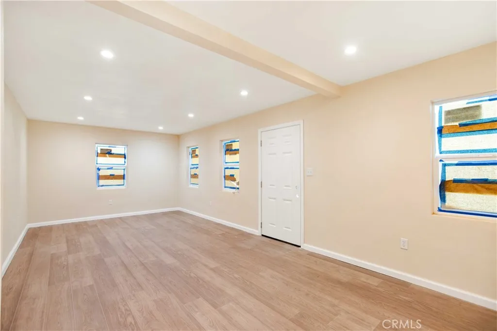 2117 N Keene, Los Angeles, California 90059 home-pic-30
