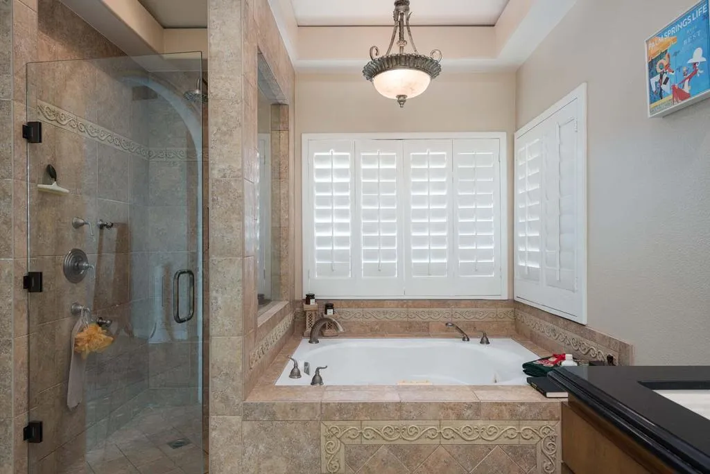 78721 Siena Court, La Quinta, California 92253 home-pic-18