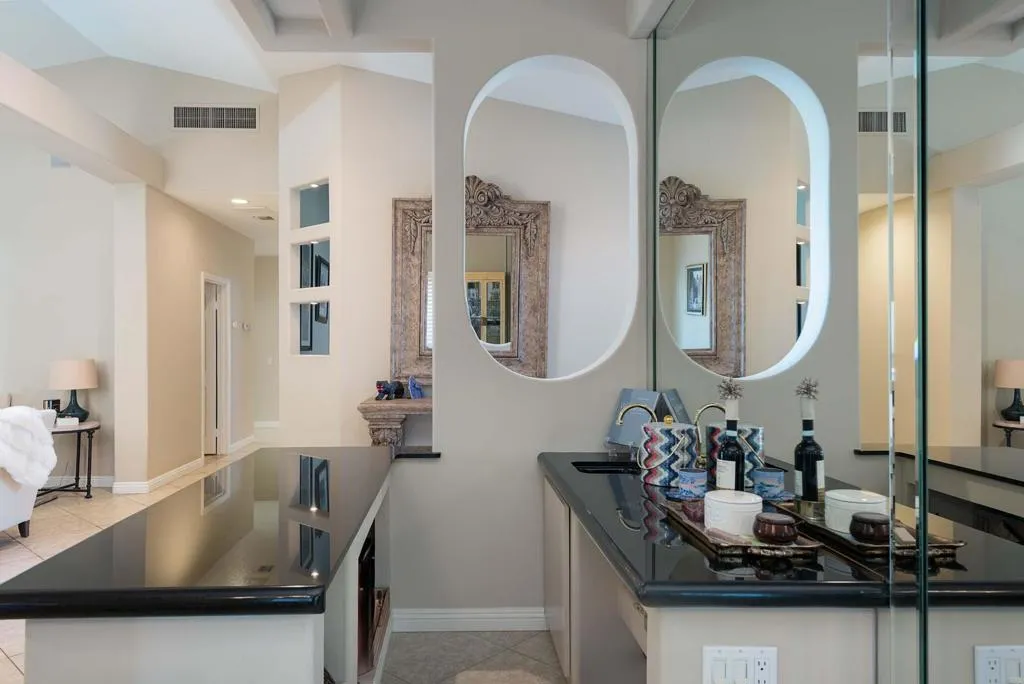 78721 Siena Court, La Quinta, California 92253 home-pic-5