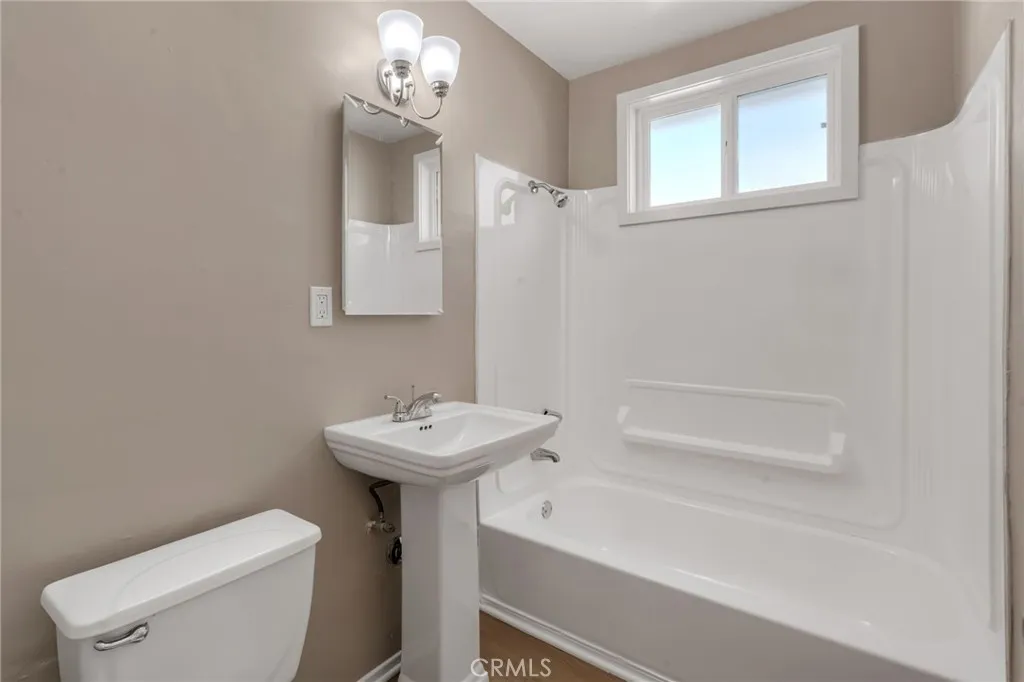 217 E 221st, Carson, California 90745 home-pic-51