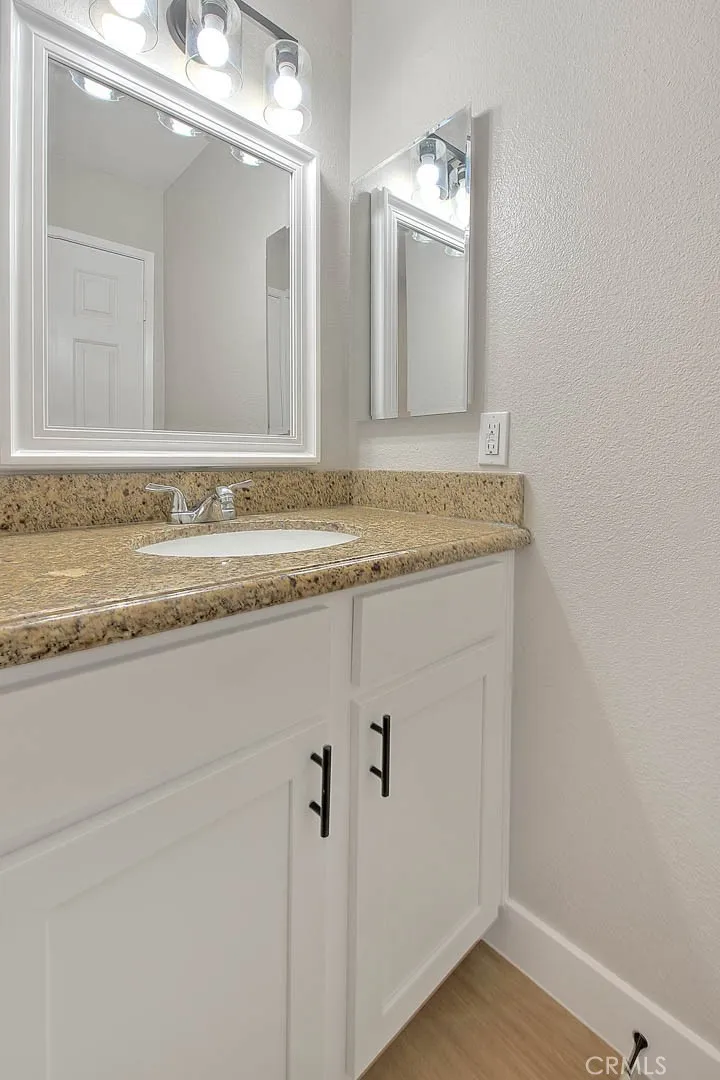 1333 Massachusetts Avenue 201, Riverside, California 92507 home-pic-25