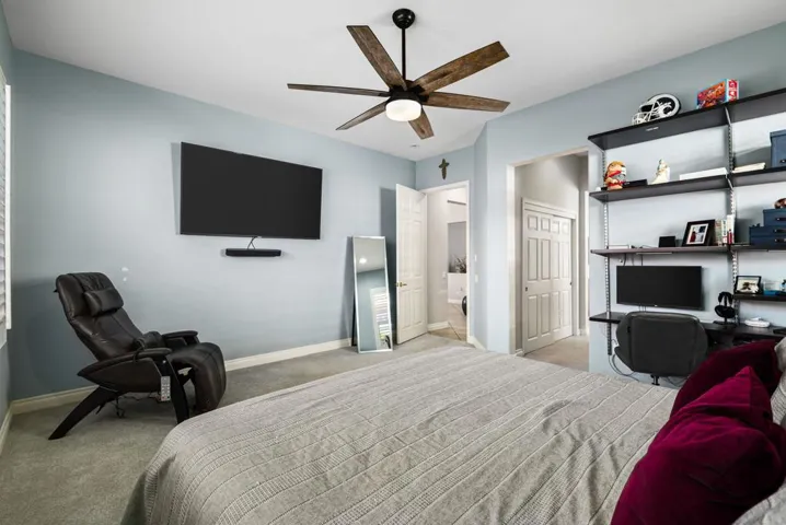 31-web-or-mls-LRRoyalTroon_OPMG_0225_031