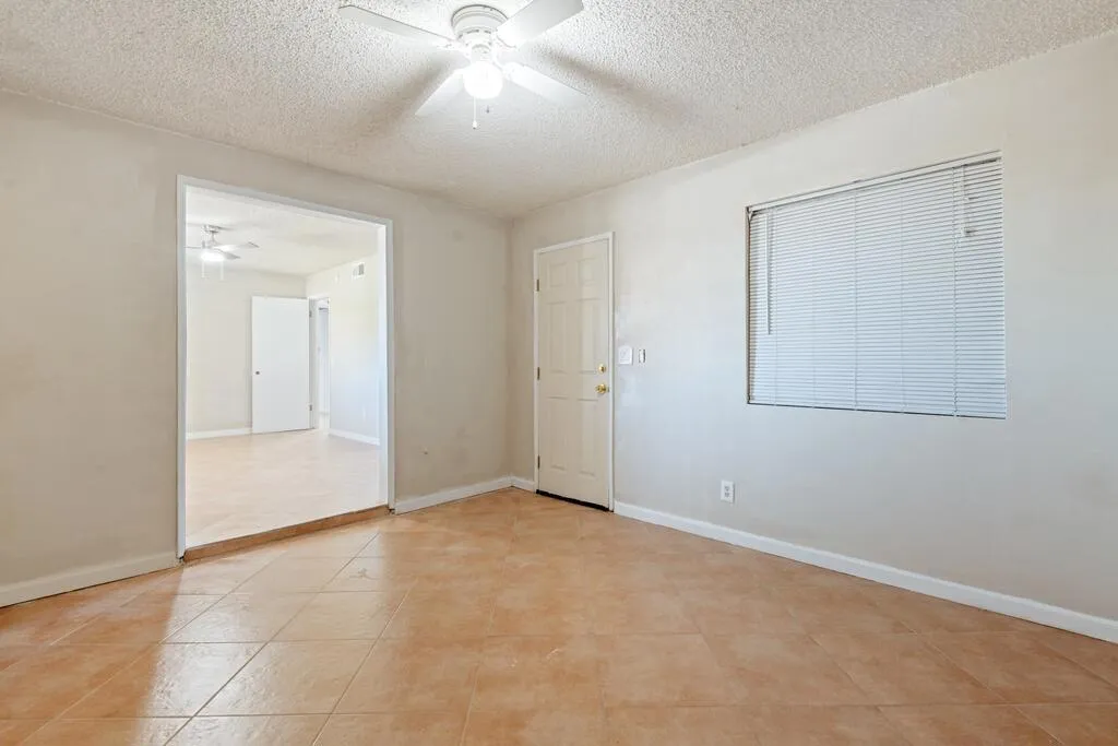 11115 Ambrosio Drive, Desert Hot Springs, California 92240 home-pic-19