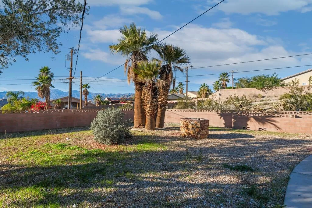 11115 Ambrosio Drive, Desert Hot Springs, California 92240 home-pic-26
