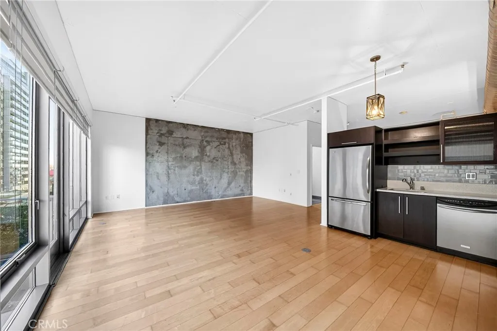 1100 S Hope Street 911, Los Angeles, California 90015 home-pic-14