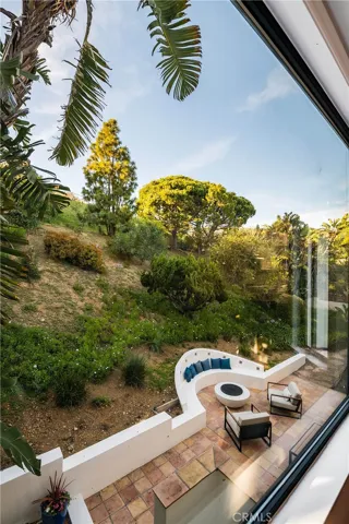 24743 Vantage Point Terrace, Malibu, California 90265