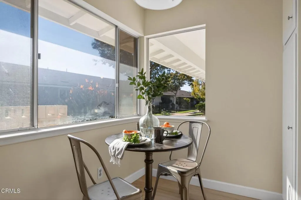 135 E Fiesta Green, Port Hueneme, California 93041 home-pic-24